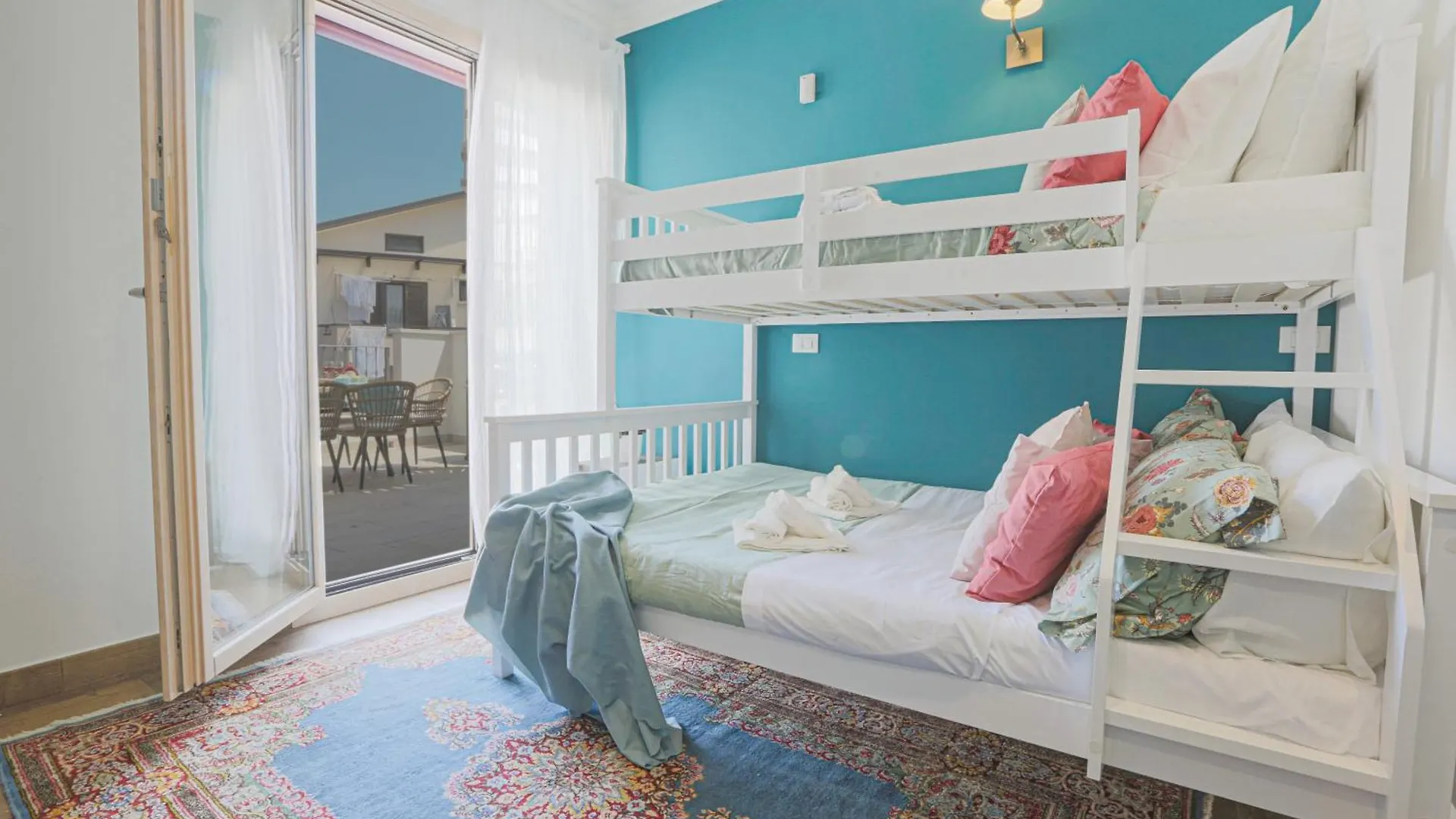 Apartment La Nike - Attico A Desenzano Centro, 10 Minuti Dal Lungo Lago Desenzano del Garda