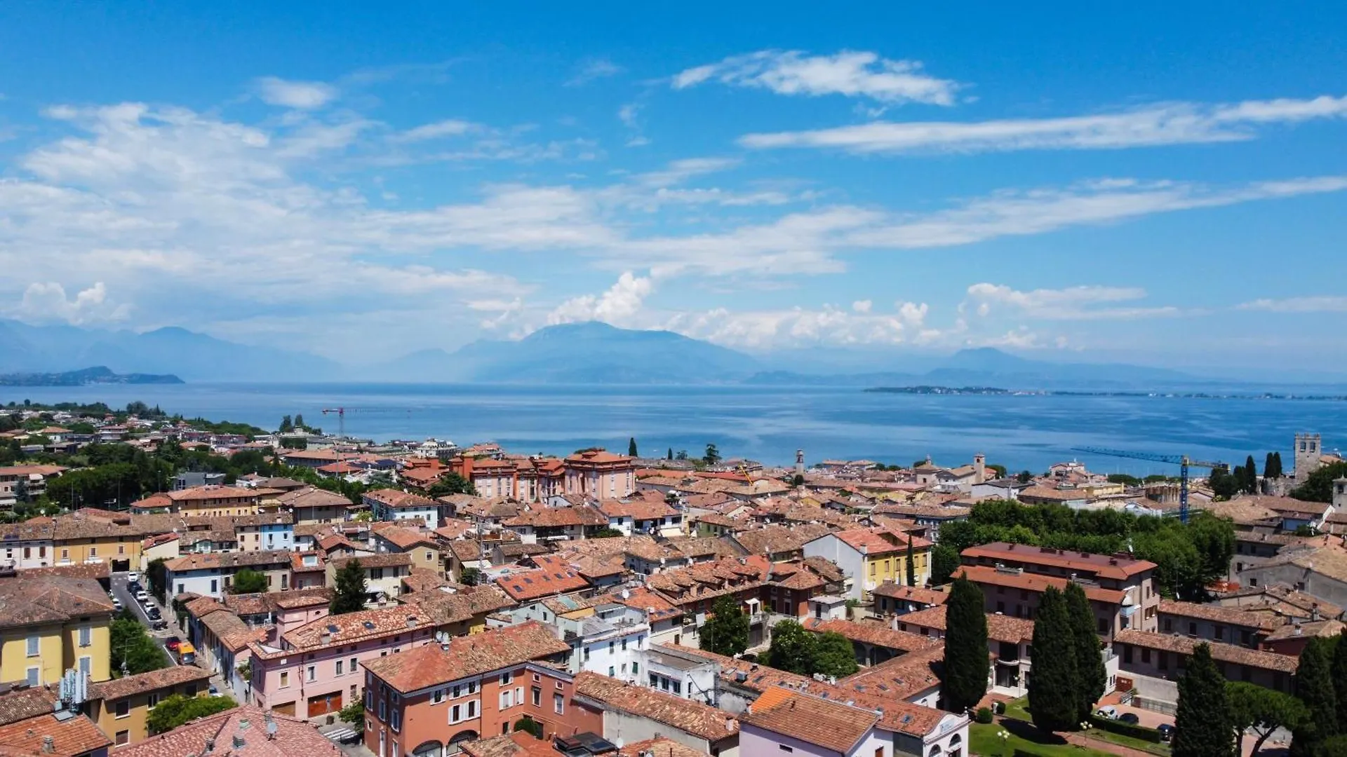 La Nike - Attico A Desenzano Centro, 10 Minuti Dal Lungo Lago Desenzano del Garda Apartament